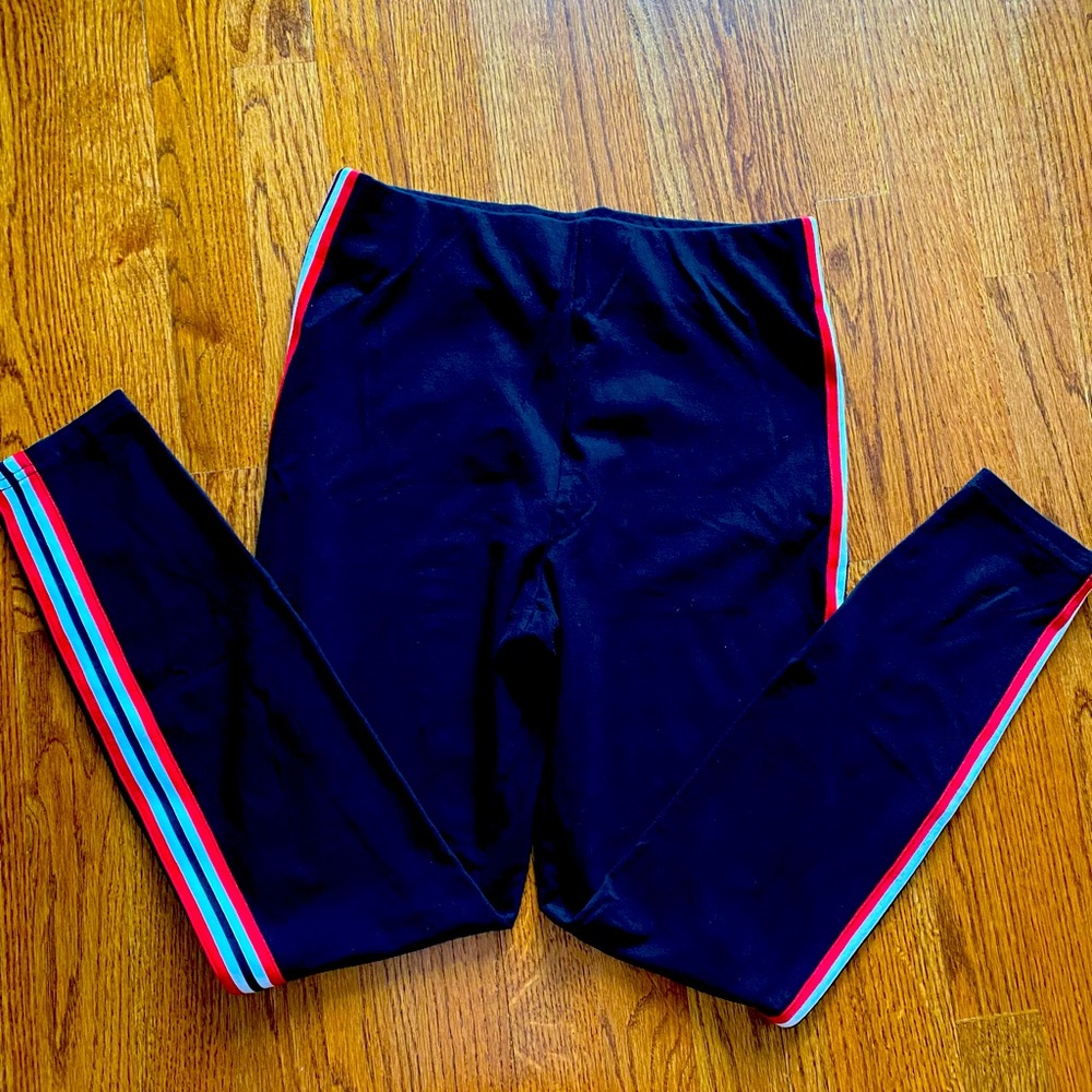 2/$9  Leggings